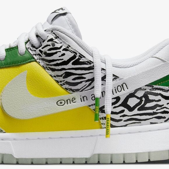 Nike Men's Dunk Low Doernbecher 2022 Sneakers - White/Green/Yellow 11.5 - Picture 11 of 13